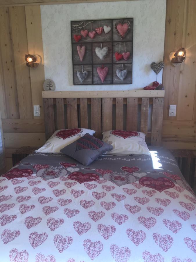 La Gravinette Bed & Breakfast Cruet ภายนอก รูปภาพ